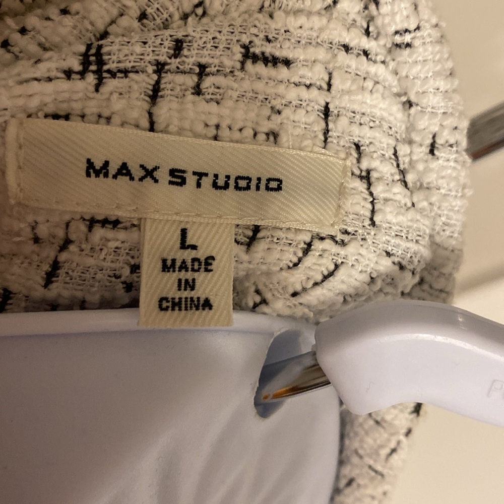Max Studio Jacket - Picture 9 of 10